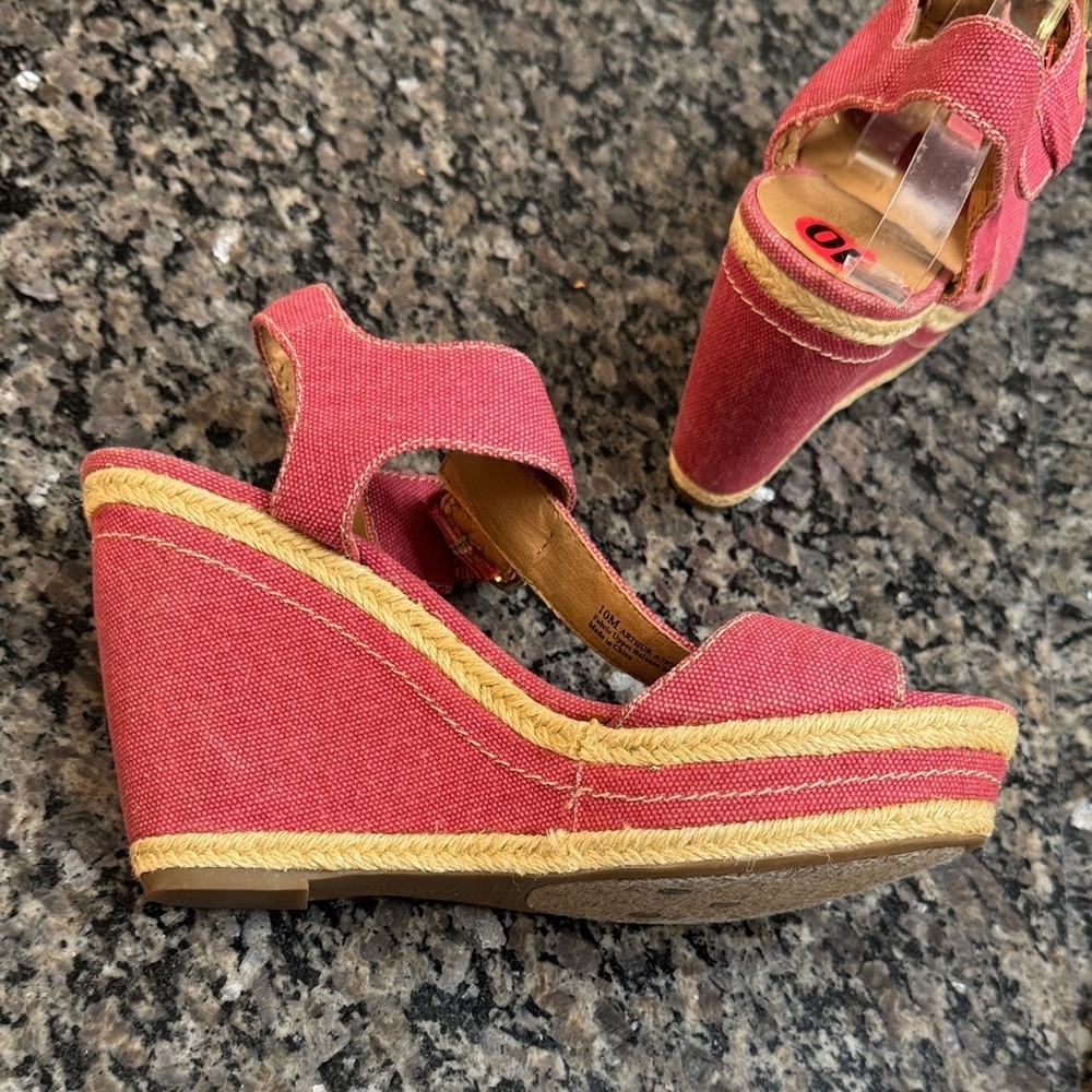 Franco Sarto red espadrilles Wedge Sandals 10 - Picture 13 of 15